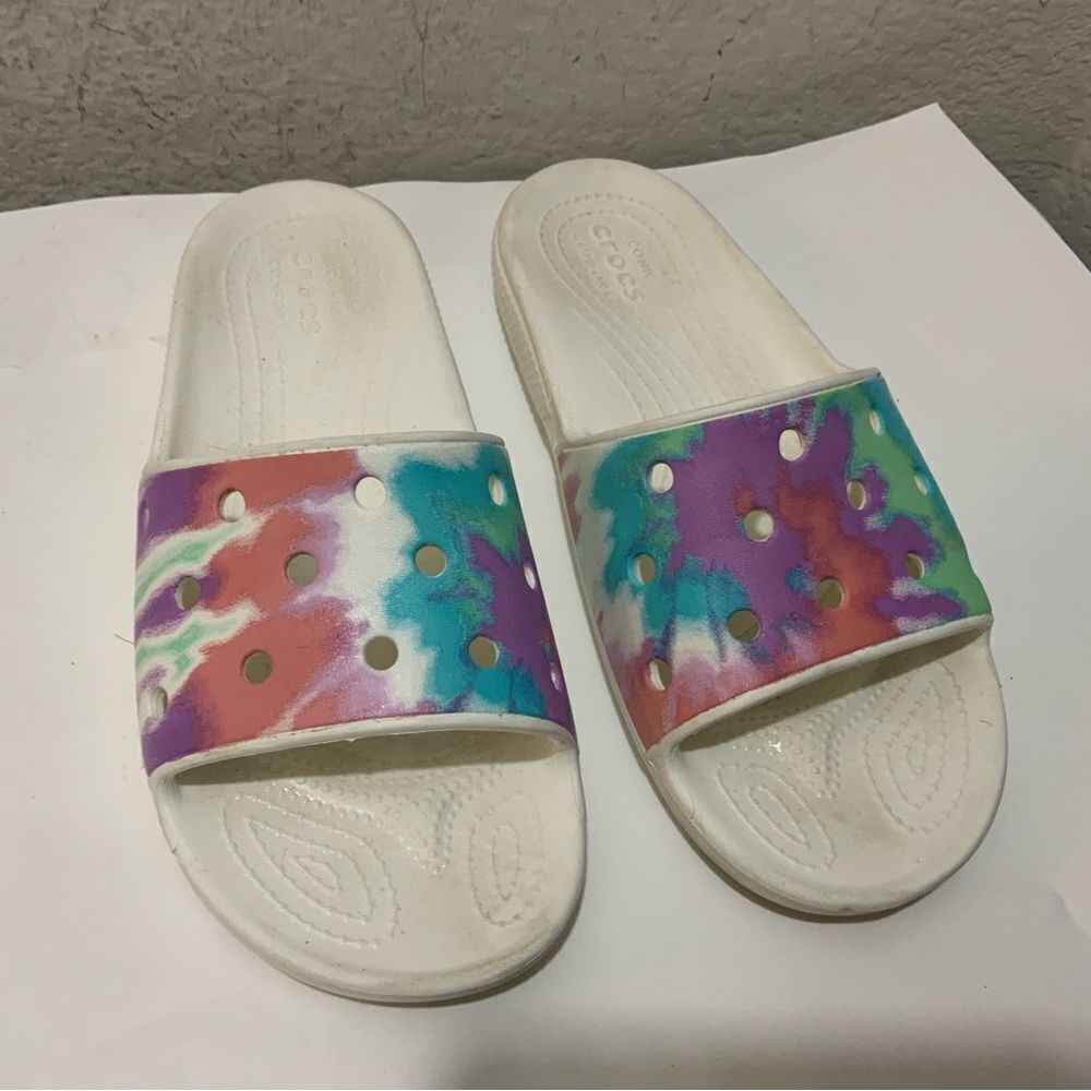 Crocs Womens Tie Dye Slides Sandals Size Men’s 6 /Women’s 8 Lightweight Shoes